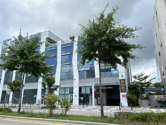 세종 시청대로 115, 1층102호 (보람동,금강노을주 근린상가 사진 3